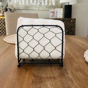 Black Metal Chicken Wire Napkin Holder